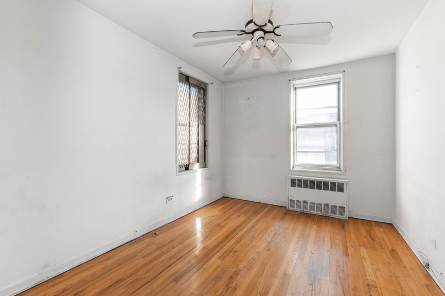 apartment-for-sale-southridge-section-one-jackson-heights-queens-ny-compass (12)