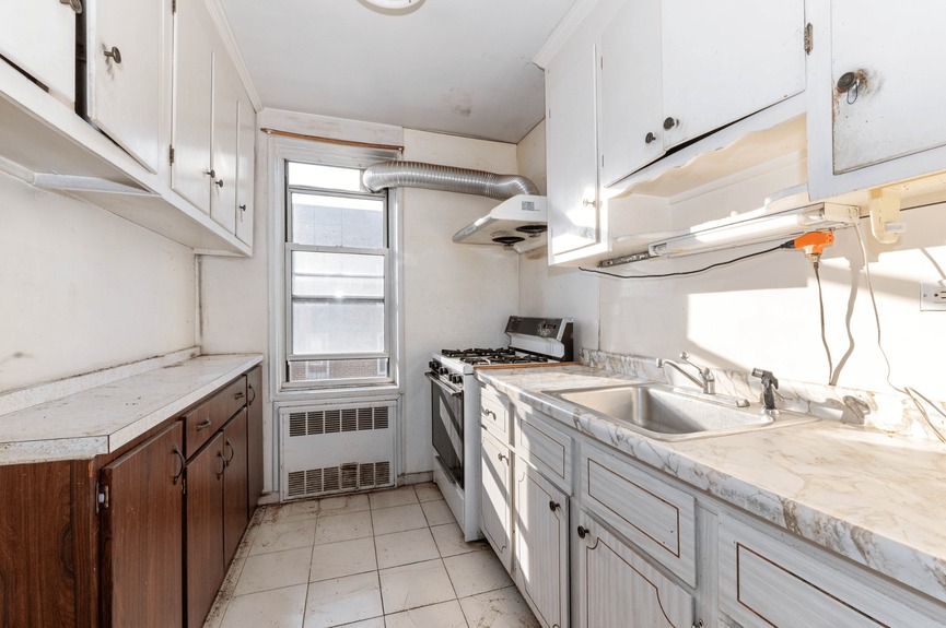 apartment-for-sale-southridge-section-one-jackson-heights-queens-ny-compass (8)