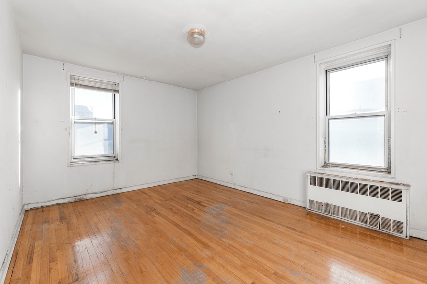 apartment-for-sale-southridge-section-one-jackson-heights-queens-ny-compass (9)