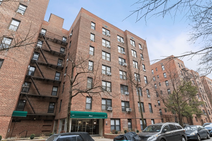 apartment-for-sale-southridge-section-two-jackson-height-compass-ny (9)