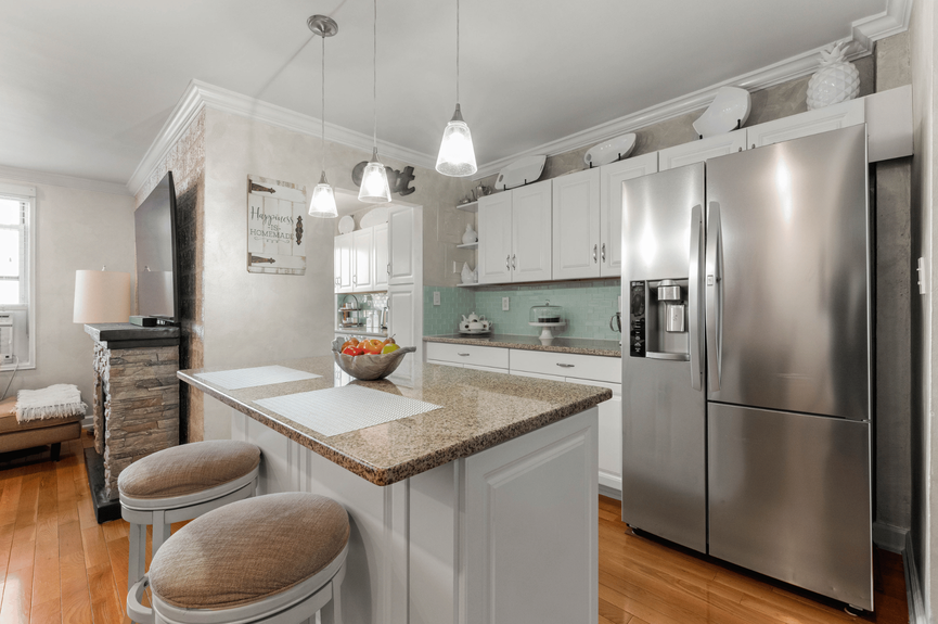 southridge-section-one-apartment-for-sale-jackson-heights-queens-ny-compass (7)