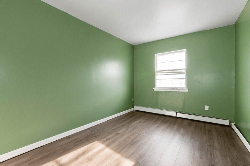 two-family-home-for-sale-bergen-beach-compass (13)