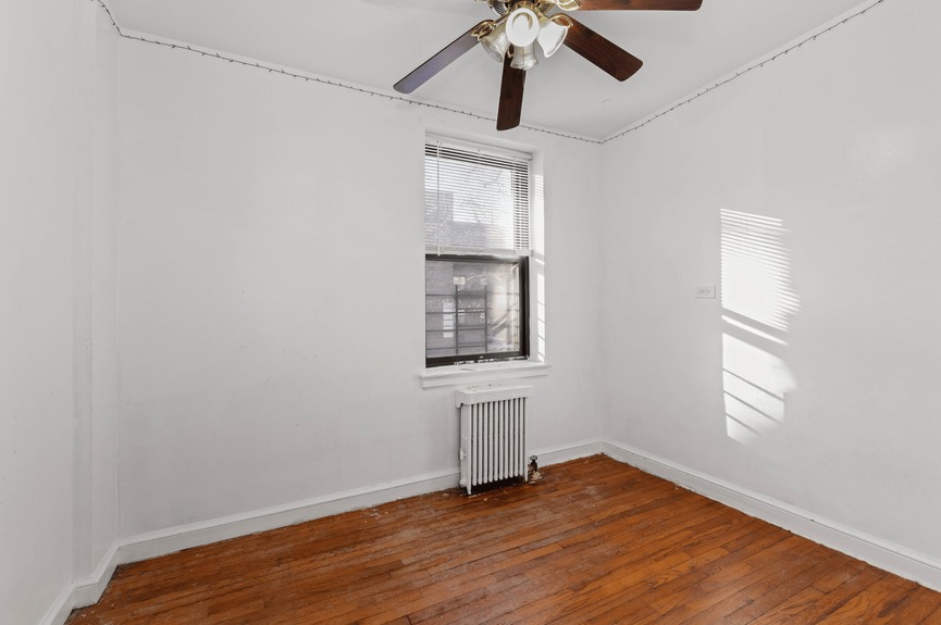 garden-bay-manor-condo-apartment-for-sale-astoria-queens-compass-vasilis-kokoris (11)