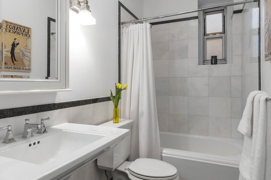 laburnum-court-apartment-property-for-sale-jackson-heights-compass-vasilis-kokoris (11)