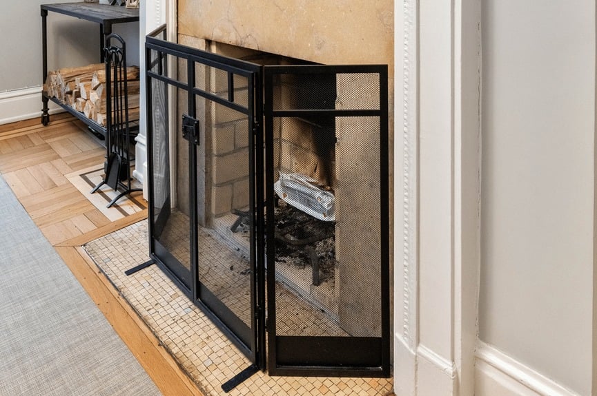 laburnum-court-apartment-property-for-sale-jackson-heights-compass-vasilis-kokoris (17)