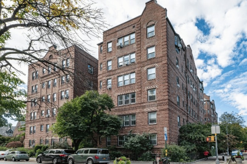 saybrook-property-apartment-for-sale-jackson-heights-queens-ny-compass-vasilis-kokoris (12)