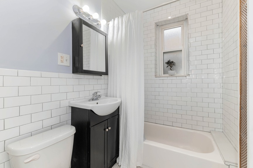 saybrook-property-apartment-for-sale-jackson-heights-queens-ny-compass-vasilis-kokoris (16)