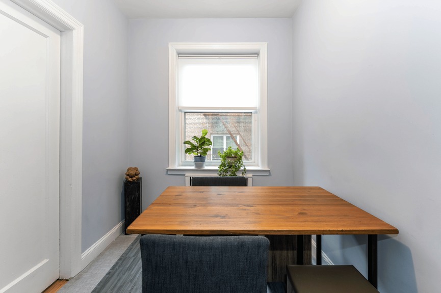 saybrook-property-apartment-for-sale-jackson-heights-queens-ny-compass-vasilis-kokoris (5)