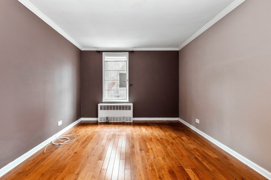 southridge-section-3-coop-apartment-for-sale-jackson-heights-queens-ny-compass (12)