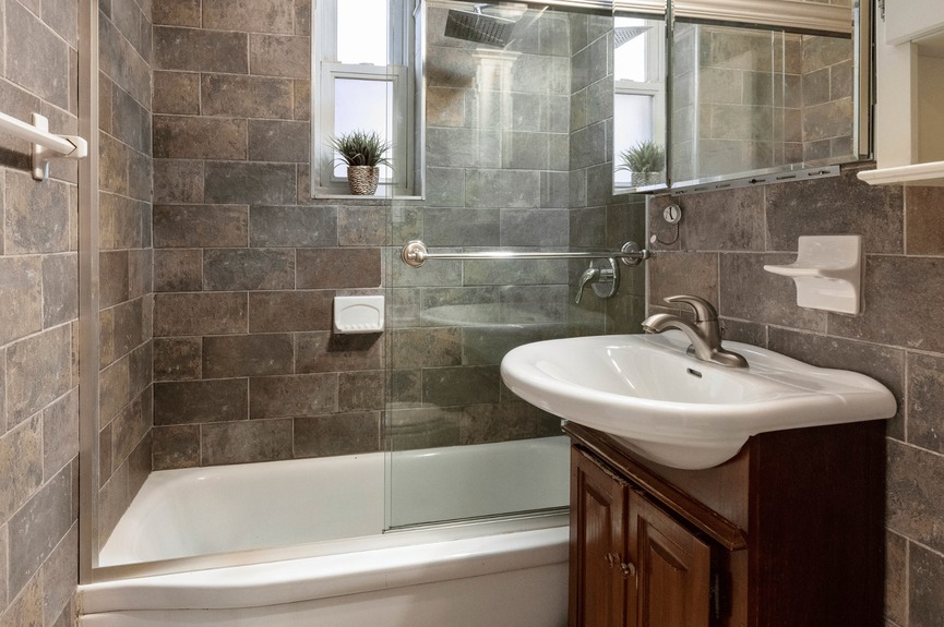 southridge-section-3-coop-apartment-for-sale-jackson-heights-queens-ny-compass (15)