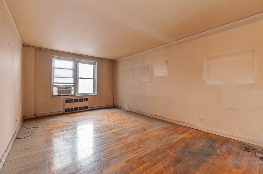 southridge-section-3-coop-apartment-property-for-sale-jackson-heights-queens-ny-compass (15)