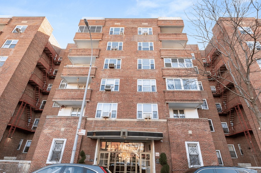 jackson-heights-homes-for-sale-queens-nyc-realtor-zillow-compass (1)