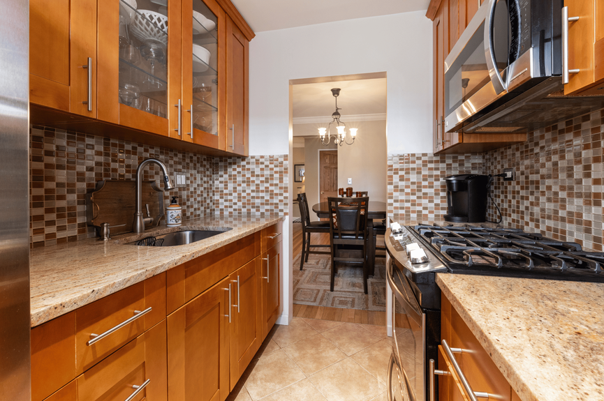 jackson-heights-homes-for-sale-queens-nyc (11)