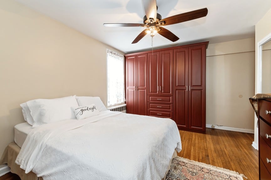 jackson-heights-homes-for-sale-queens-nyc (15)