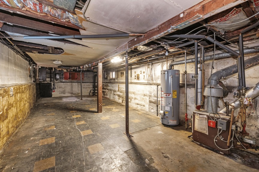 ozone-park-homes-for-sale-queens-nyc (19)