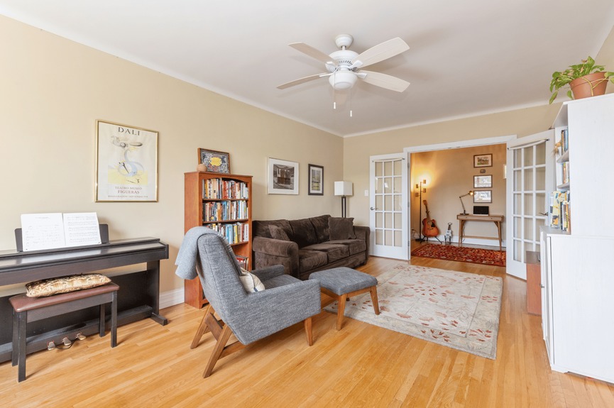 jackson-heights-queens-nyc-homes-for-sale-realtor-zillow-compass (3)