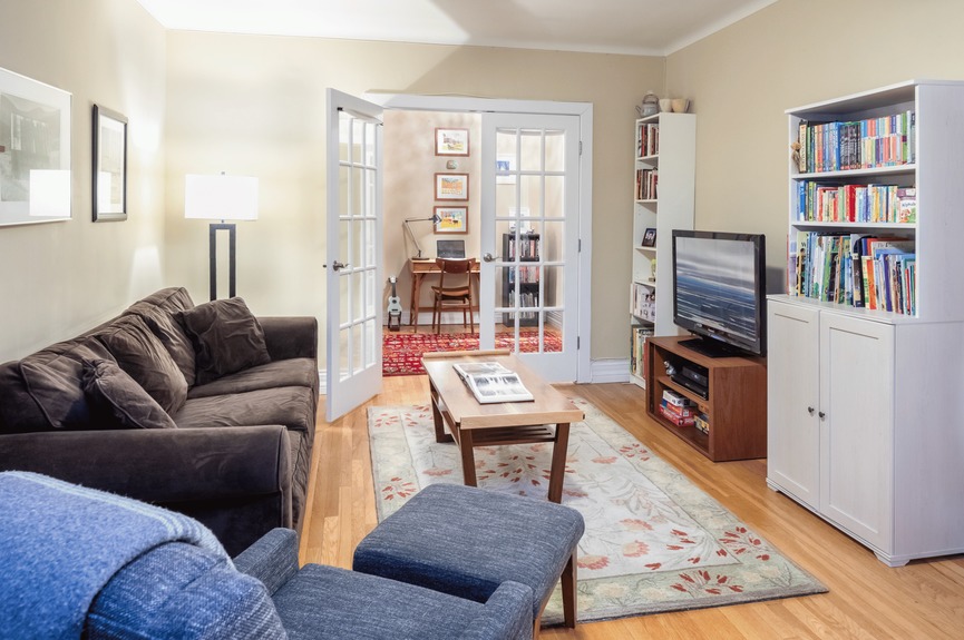 jackson-heights-queens-nyc-homes-for-sale-realtor-zillow-compass (8)