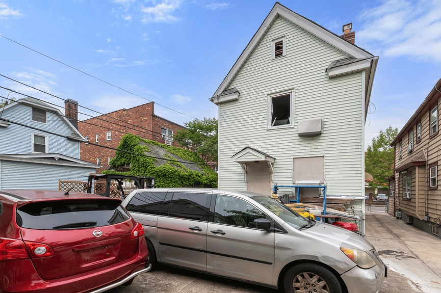 woodside-homes-for-sale-queens-nyc (4)