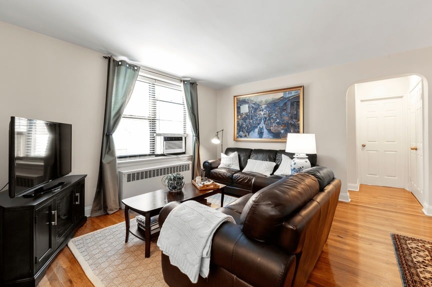 east-elmhurst-house-for-sale-queens-nyc (3)