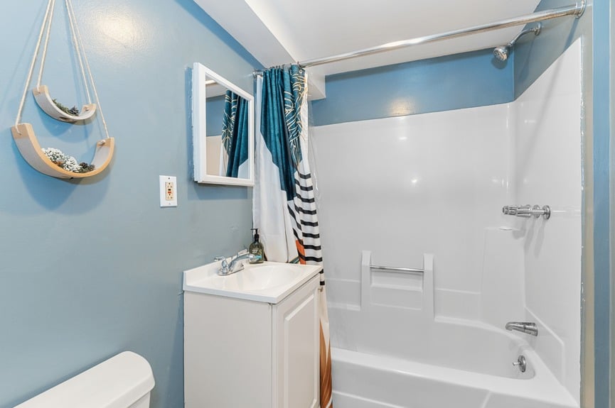 middle-village-homes-for-sale-queens-nyc (14)