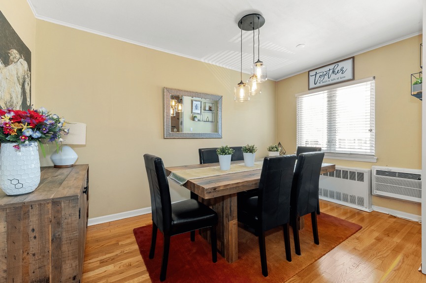 middle-village-homes-for-sale-queens-nyc (6)