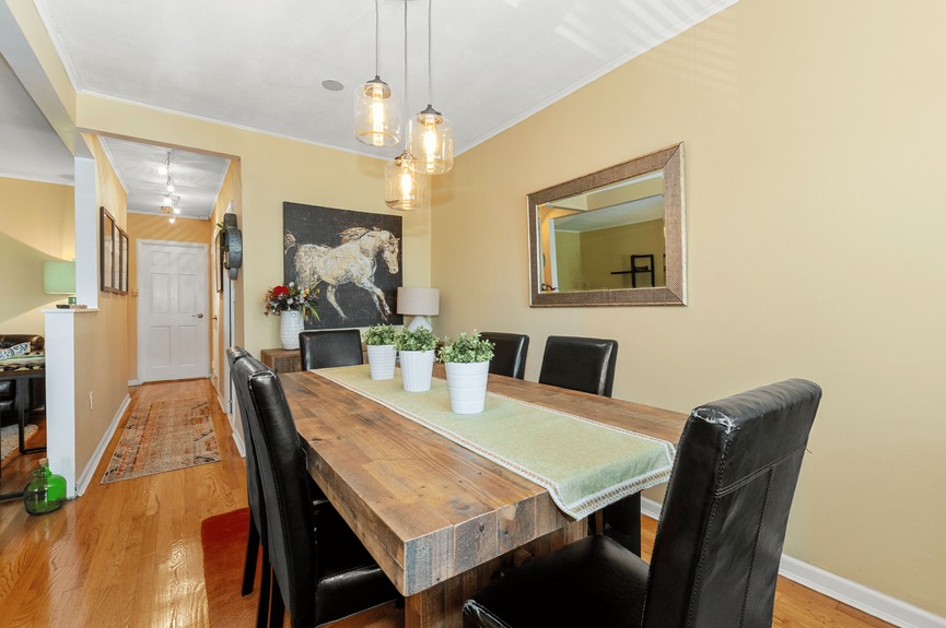 middle-village-homes-for-sale-queens-nyc (7)