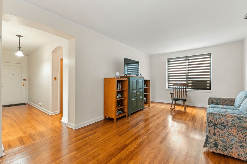 garden-bay-manor-home-queens (4)