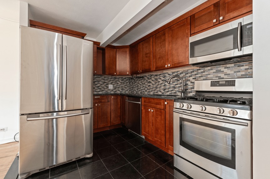 jackson-heights-queens-apartment-for-sale (8)