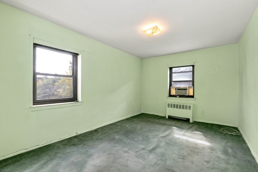 jackson-heights-queens-apartment (14)