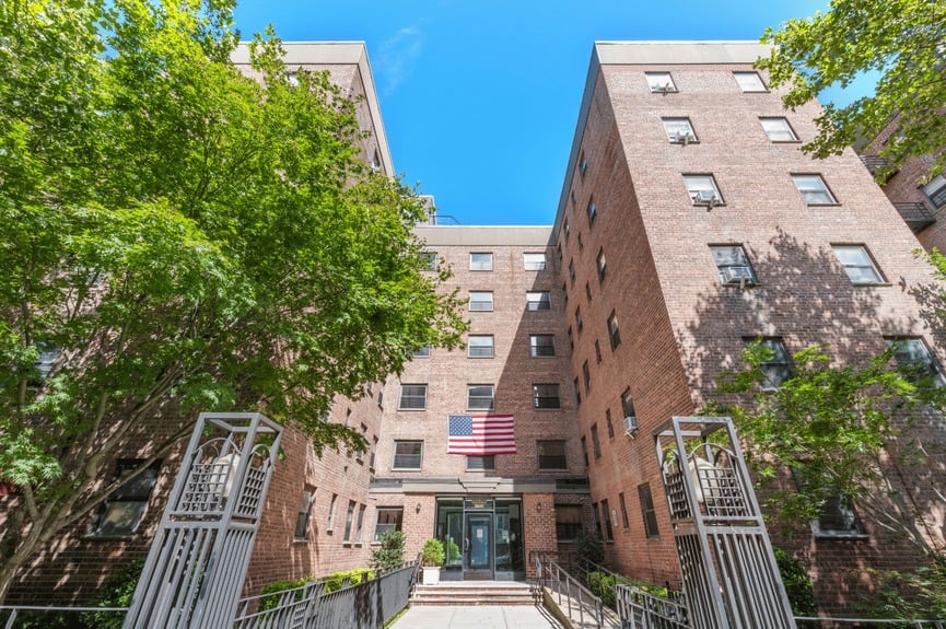 jackson-heights-queens-apartment