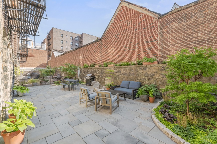 jackson-heights-queens-ny-apartment (15)