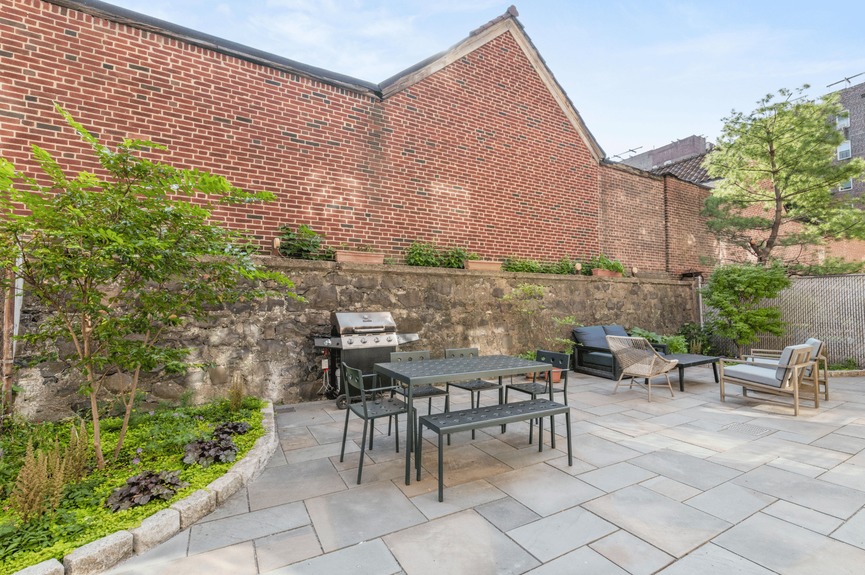 jackson-heights-queens-ny-apartment (16)