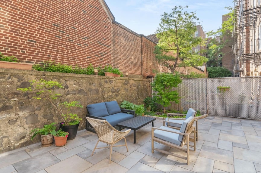 jackson-heights-queens-ny-apartment (17)