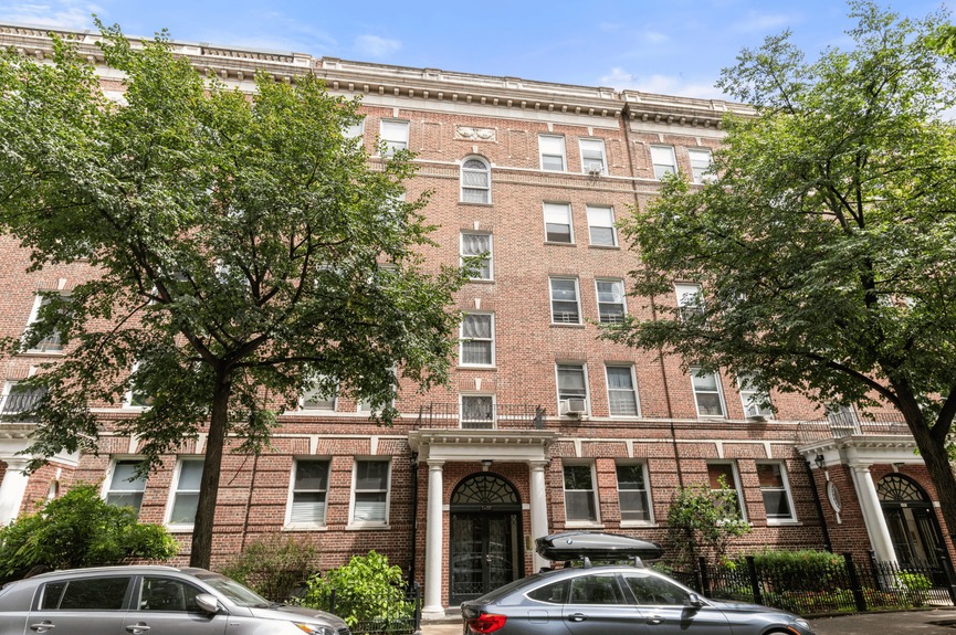 jackson-heights-queens-ny-apartment