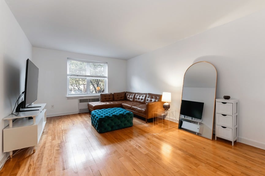 woodside-apartment-for-sale-queens-nyc (3)