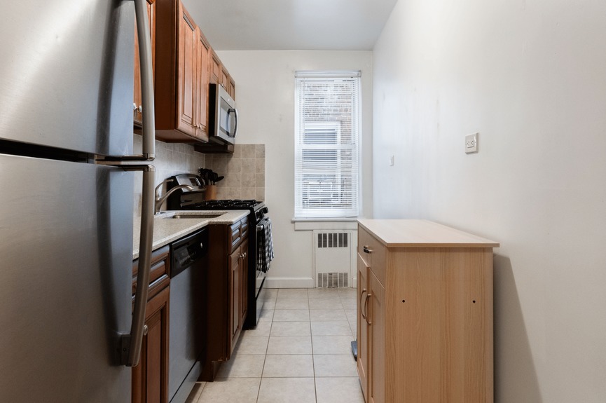 woodside-apartment-for-sale-queens-nyc (9)