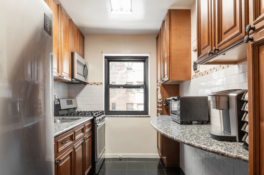 apartment-for-sale-jackson-heights (6)