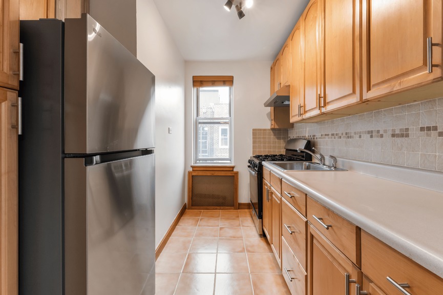 woodside-apartment-for-sale-queens (10)