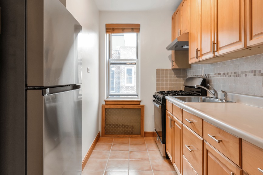 woodside-apartment-for-sale-queens (11)