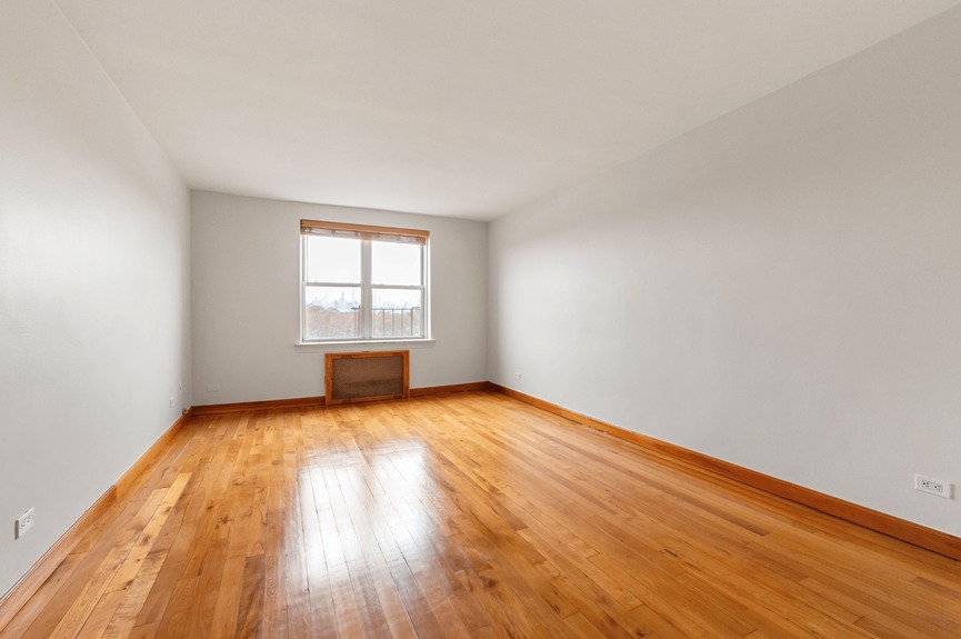 woodside-apartment-for-sale-queens (2)