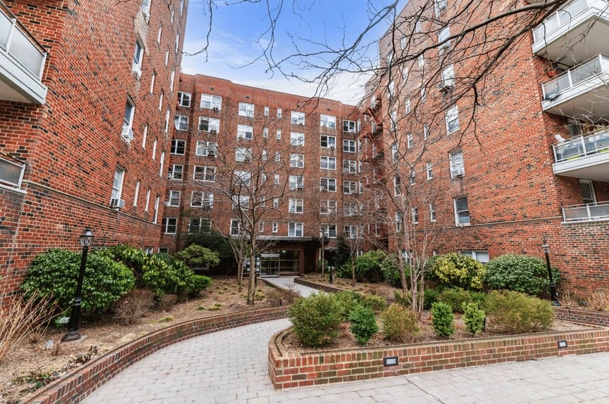 Building exterior at 79-10 34th Ave, Unit 4U, a co-op apartment in Jackson Heights, Queens (11372).