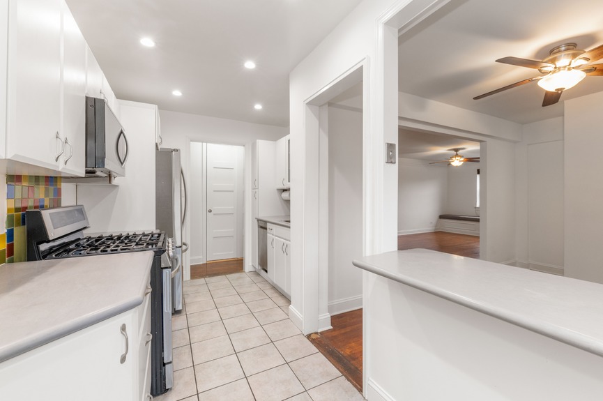 Kitchen, Dining Area, and Living Room at 34-10 94th St, Unit 6G, a co-op apartment in Jackson Heights, Queens (11372).