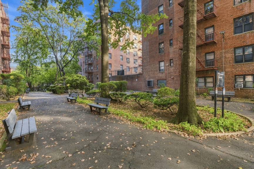 Courtyard at 88-09 Northern Blvd, Unit 506, a co-op apartment in Jackson Heights, Queens (11369).