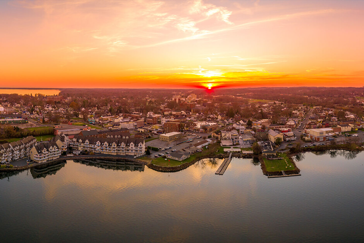 Catonsville, Ellicott City & Howard County Real Estate Corner House