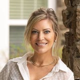 Emily Ray