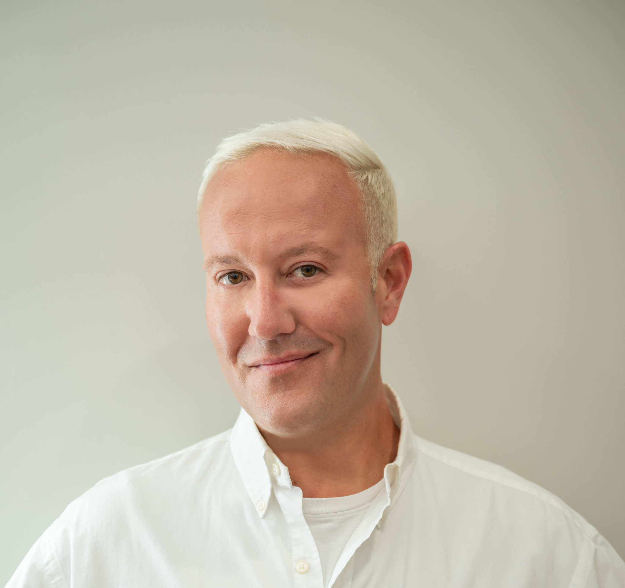 headshot - john criger