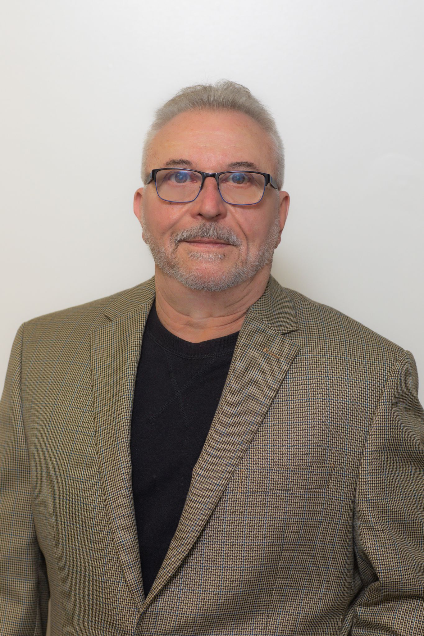 Head shot new - Andre Coutu Real Estate (1)
