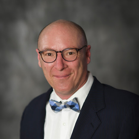 headshot - Daniel Staples