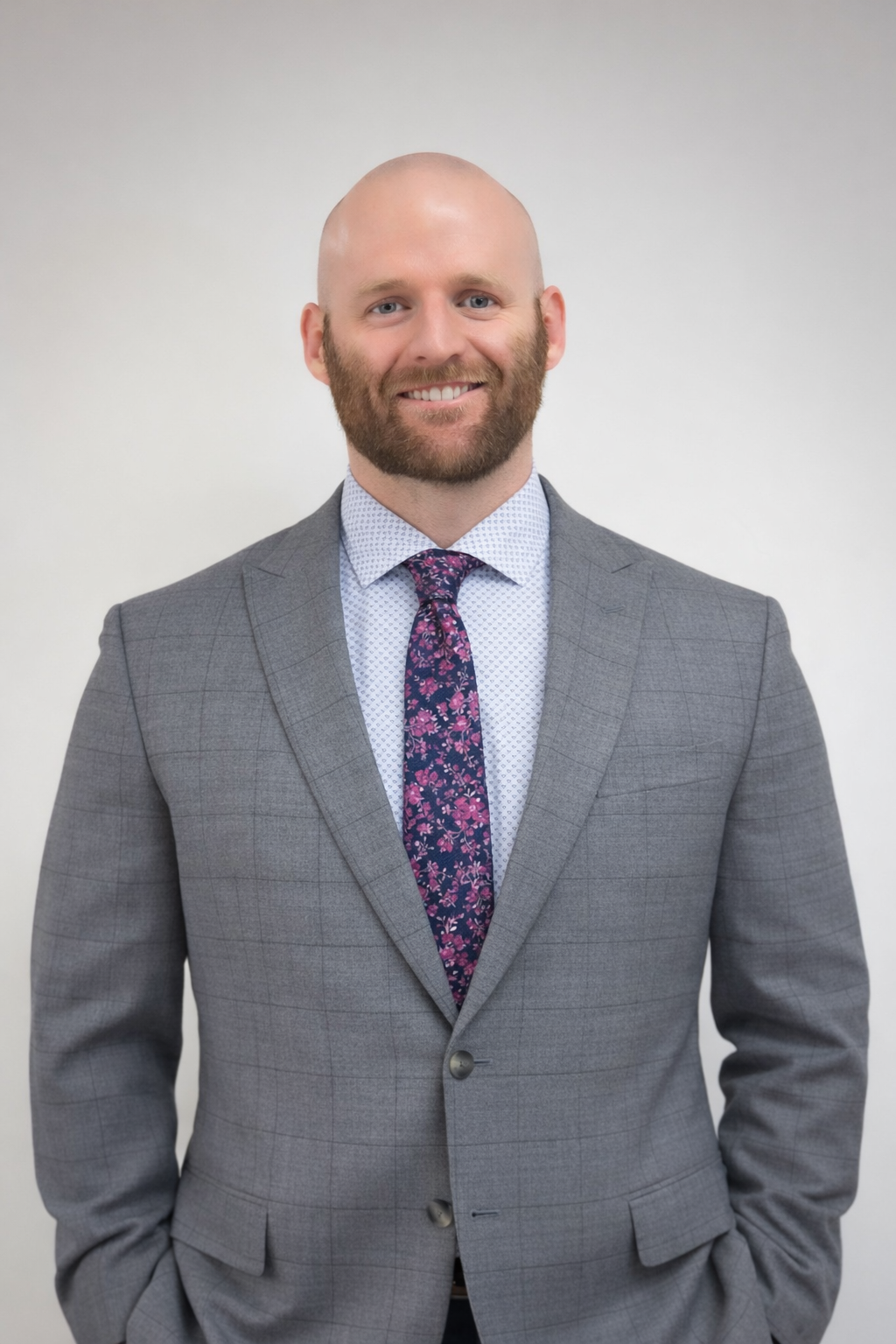 Elliot Headshot - NEW