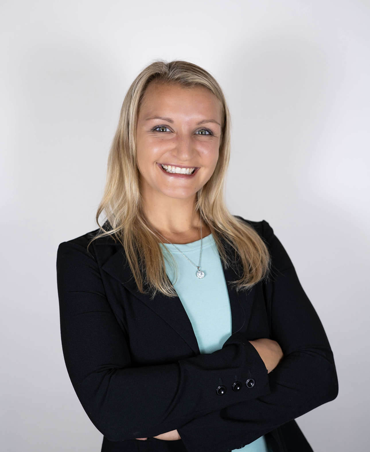 Headshot- Melanie Humeniuk